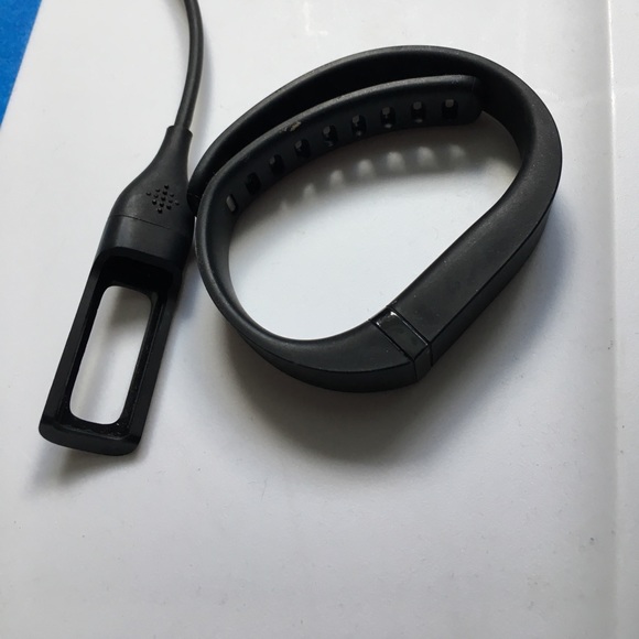 Fitbit Flex in black - Picture 2 of 2